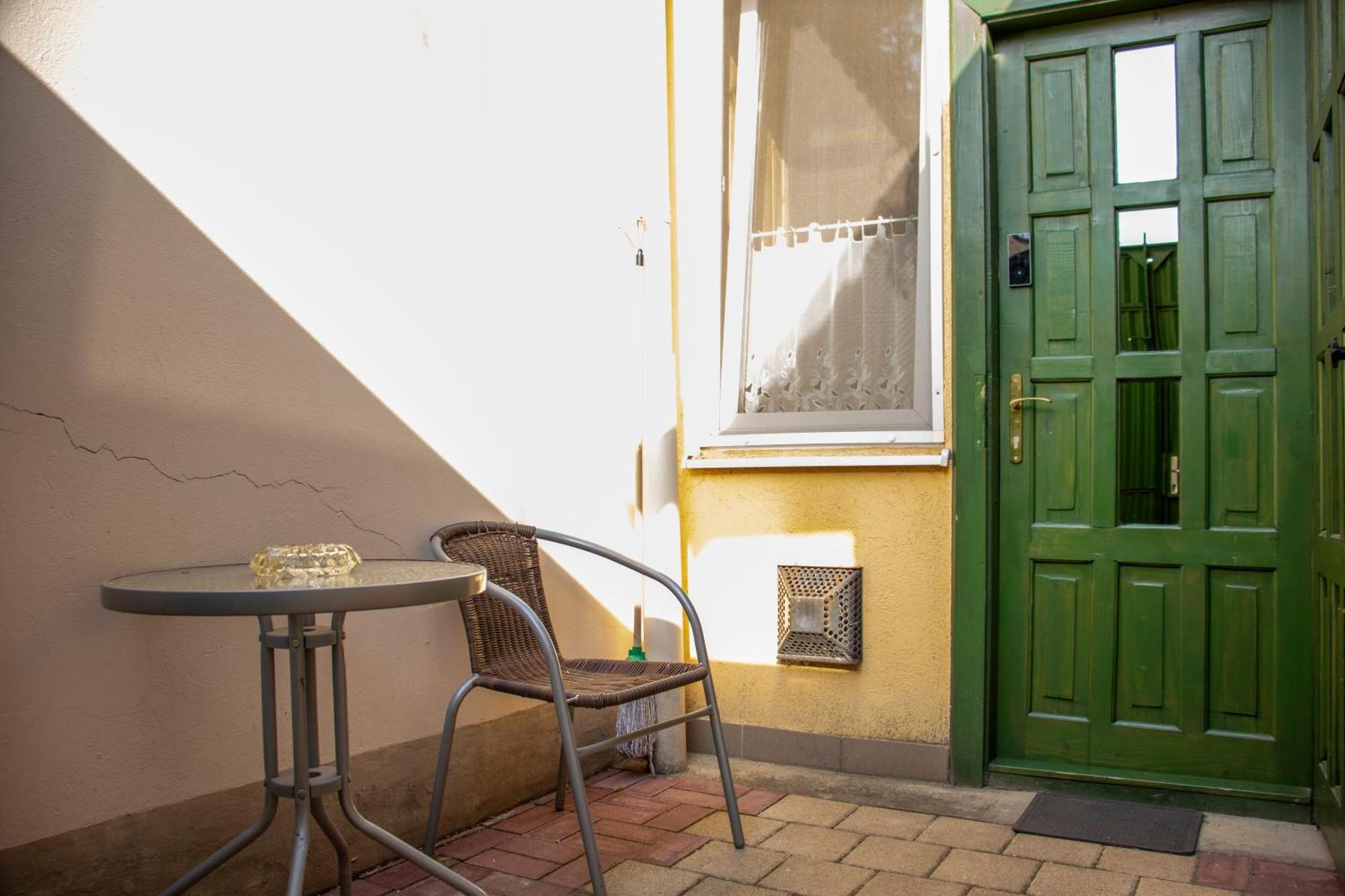 Civis Debrecen Hostel ภายนอก รูปภาพ