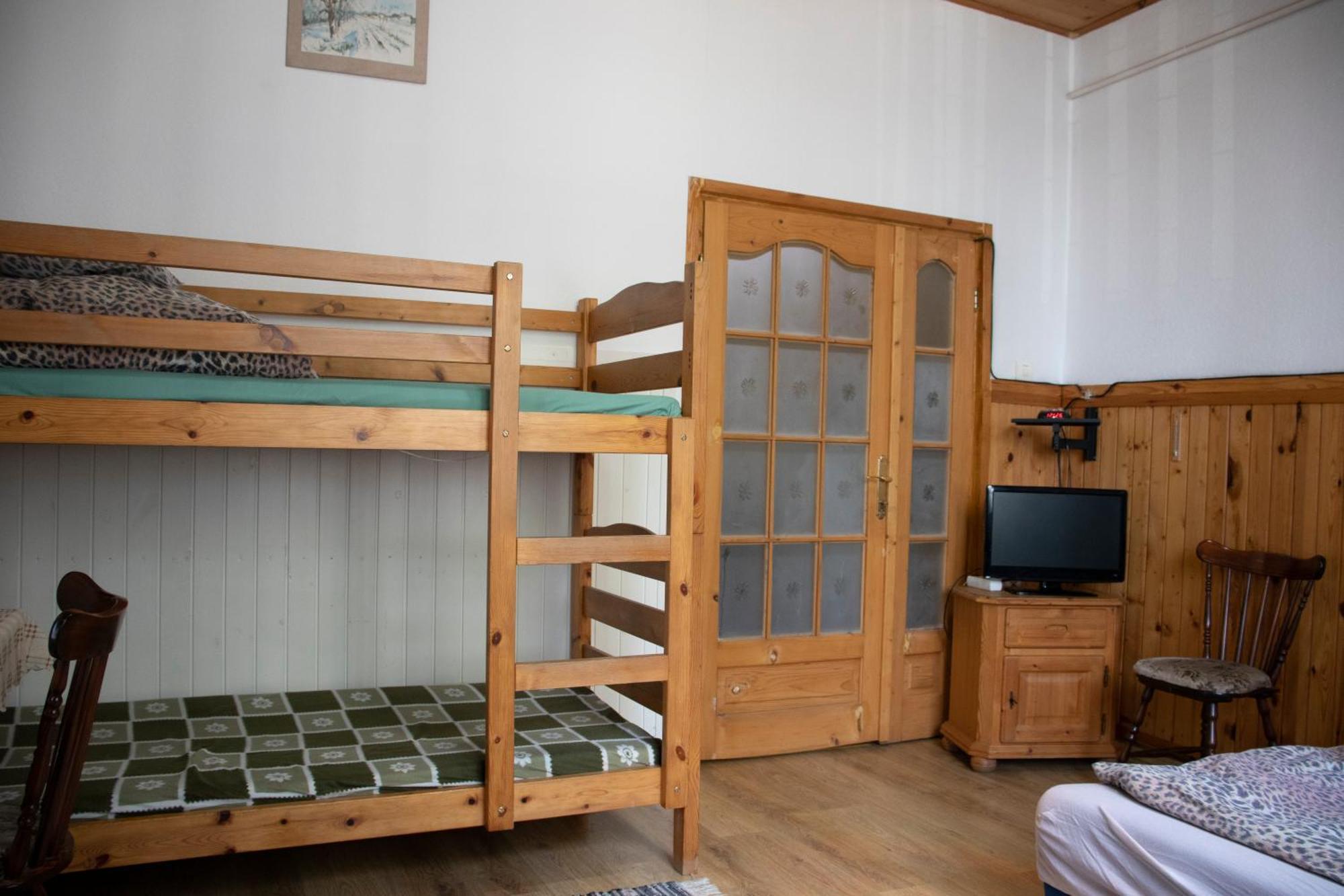 Civis Debrecen Hostel ภายนอก รูปภาพ